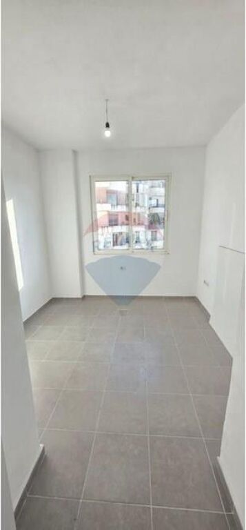 Appartamento - In Vendita - Villa L, Tirana(ID: 530561001-269)