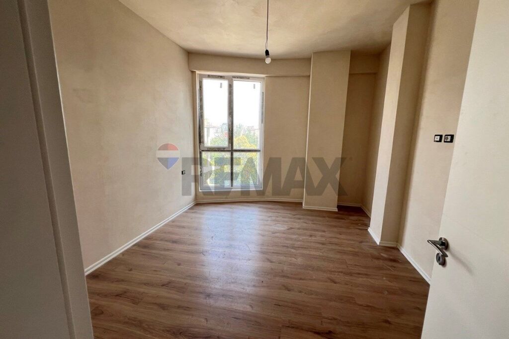 For sale, Apartment 3+1+2, Bega 07 Paris Commune