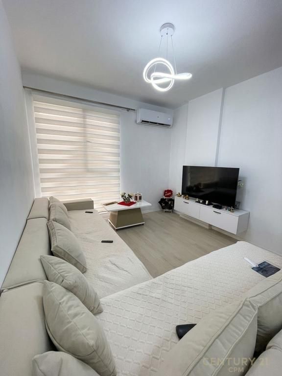 Apartament 1+1 Për Shitje në Univers City QTU, Tiranë