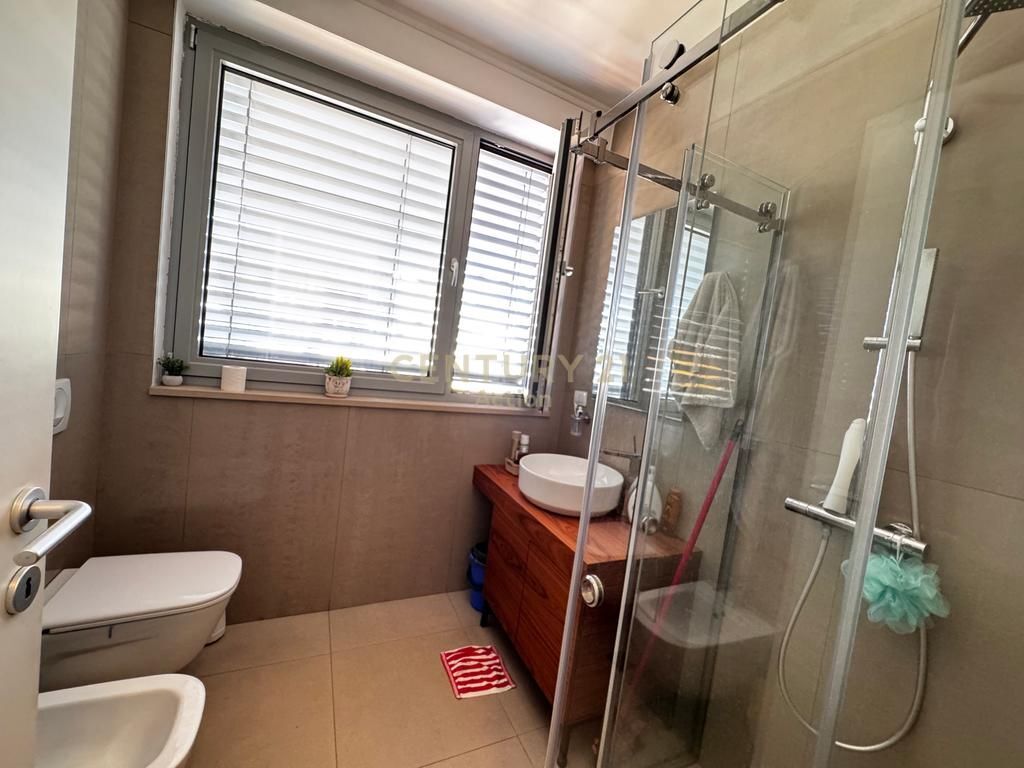JEPET ME QIRA APARTAMENT MODERN 1+1 TEK STADIUMI DINAMO