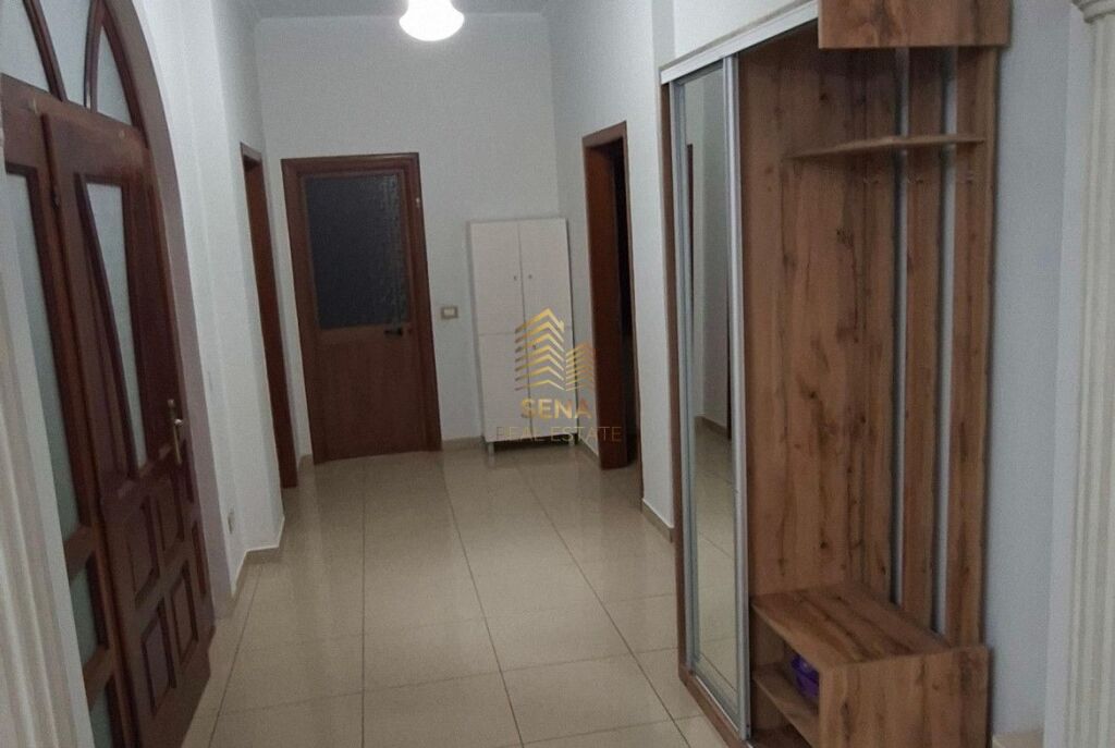 Qira, Apartament 3+1+2WC+blk+P, Rruga Elbasanit(Afer Ambasades Turke), 50.000 Lek/muaj