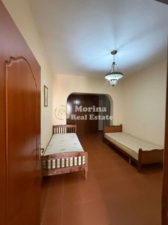 Qera | Apartament 2 + 1 | Rruga e Kavajës | 500 €/muaj