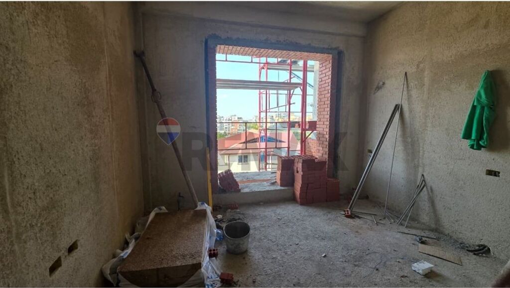 Apartament - Për Shitje - Rruga Artan Lenja, Tiranë