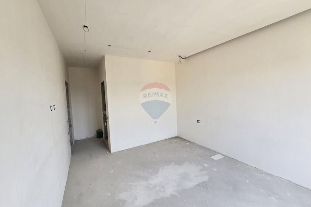 Apartment 2+1+2 for Sale at New Boulevard