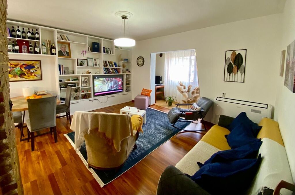 Apartament 2+1 me qira – Ali Demi, 5 min nga Toptani !