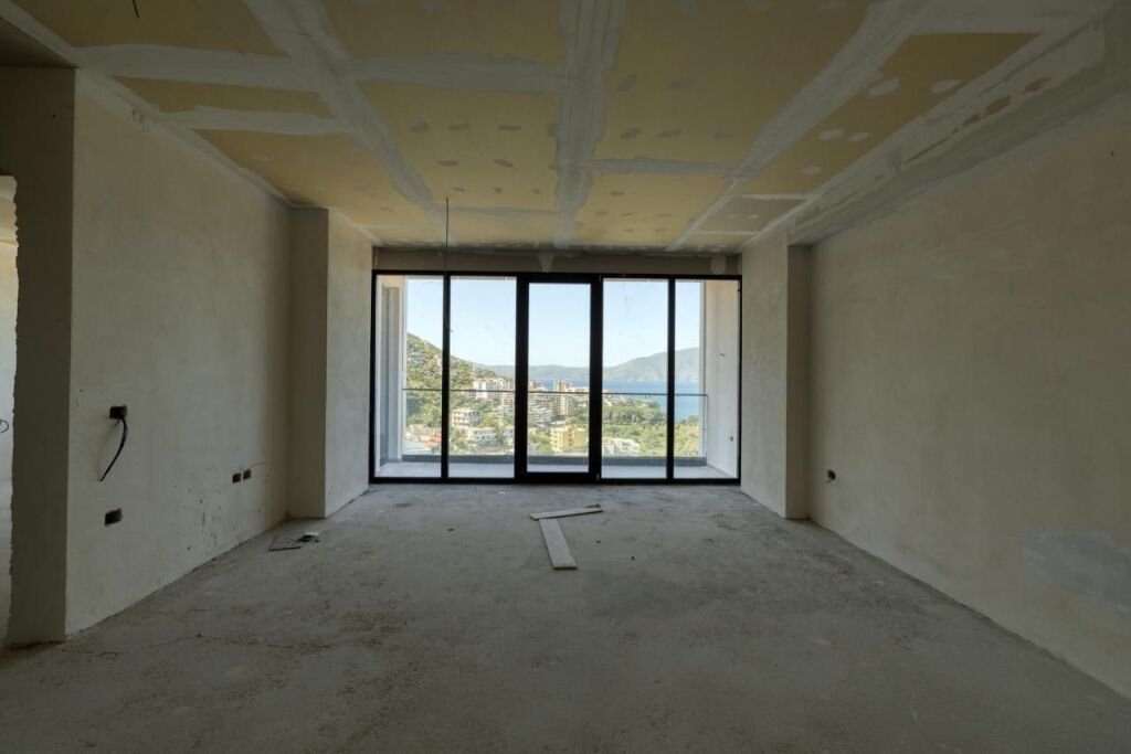 APARTMENT 1+1 WITH SEA VIEW, COLD WATER VLORA