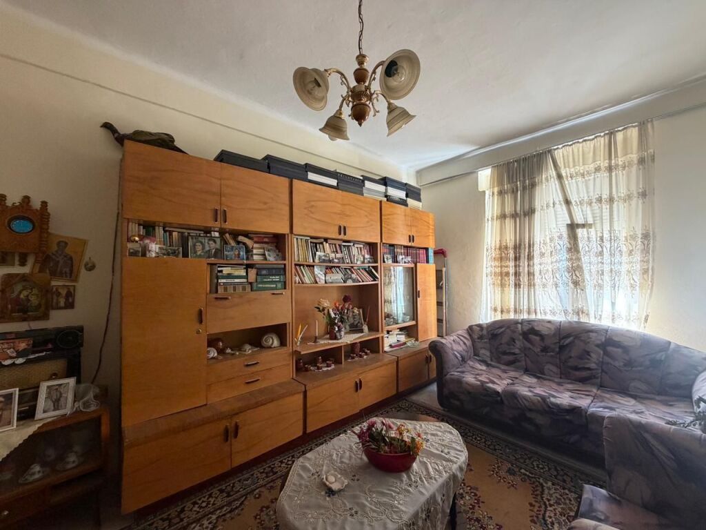 Apartament me qira 2+1, Kinema Agimi