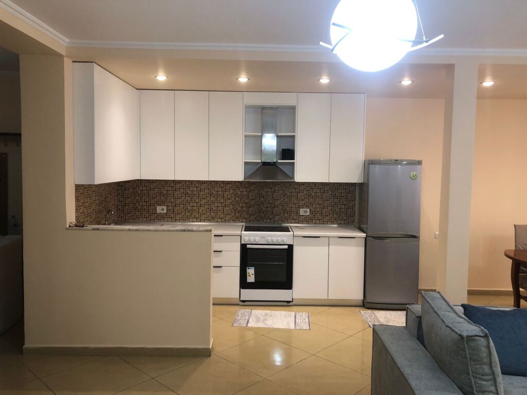 Apartment 2+1 for rent at Rr Margarita Tutulani