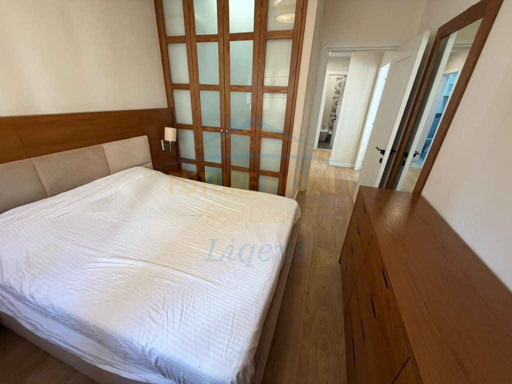 Shitet, Apartament 3+1, Residenca Kodra e Diellit 1, Tiranë.