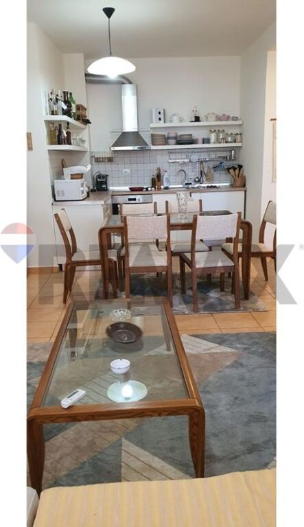 Apartament - Për Qira - Rruga e Kavajës, Tiranë