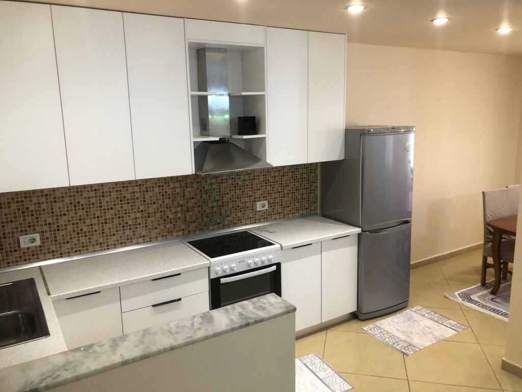 Apartment 2+1 for rent at Rr Margarita Tutulani