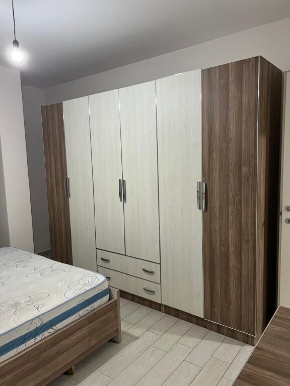 Jepet me qera apartamenti 1+1