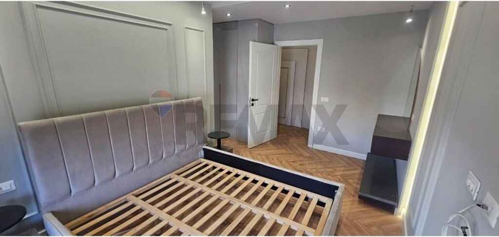 Condominio/Appartamento - In Vendita - Rruga Ali Demi, Tiranë