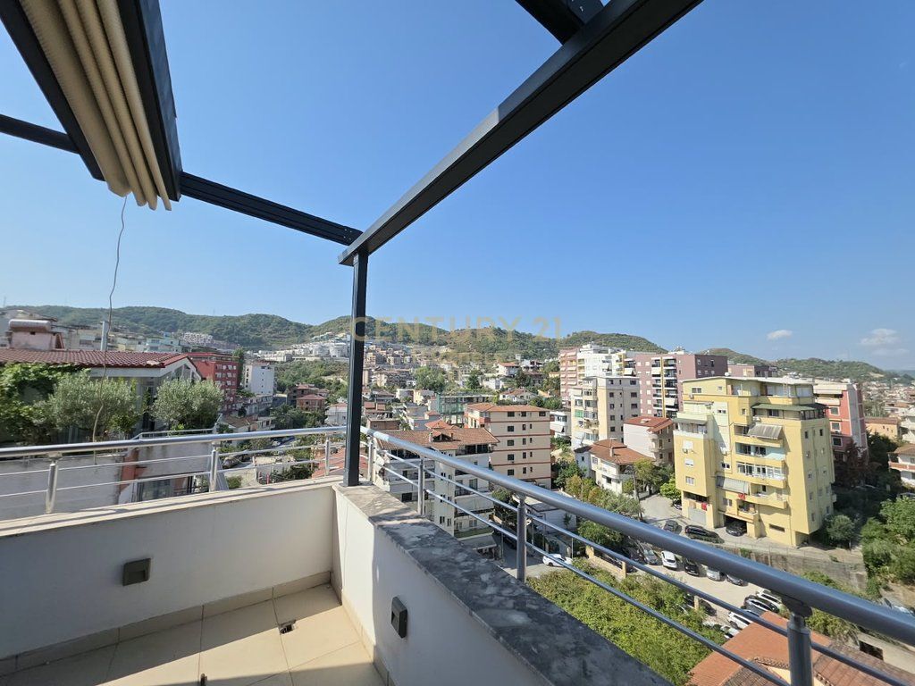 DUPLEX APARTMENT 2+1+2 + PARKING SPACE FOR RENT ABOVE THE OVERPASS OF THE PARSI MUNICIPALITY