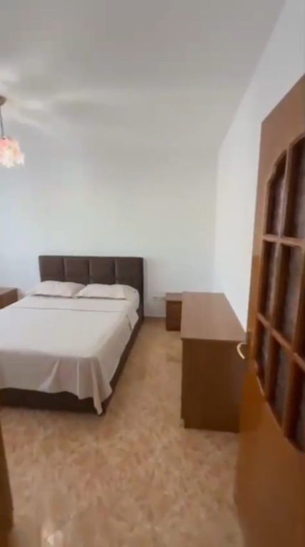 Apartament 1+1 per shitje Kinostudio !