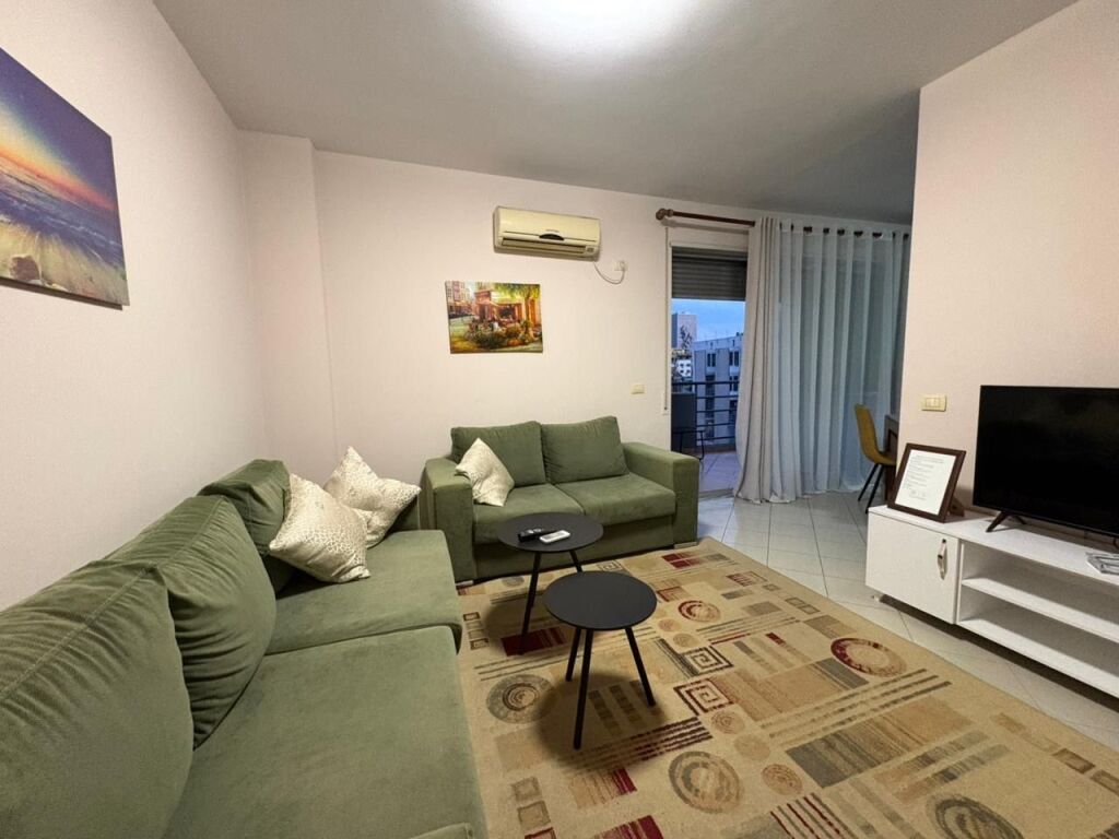 Apartament 2+1 me qira tek Selvia