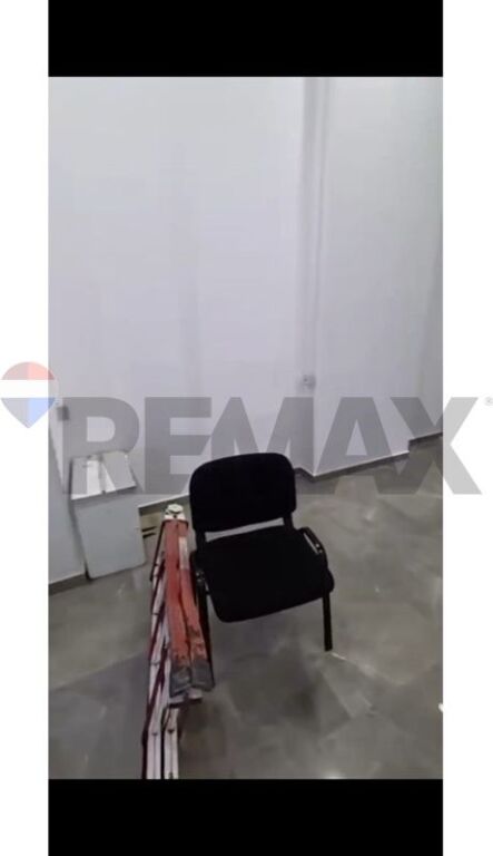 🏪 SHOP FOR RENT – LUNGOMARE, VLORA 🌊✨
