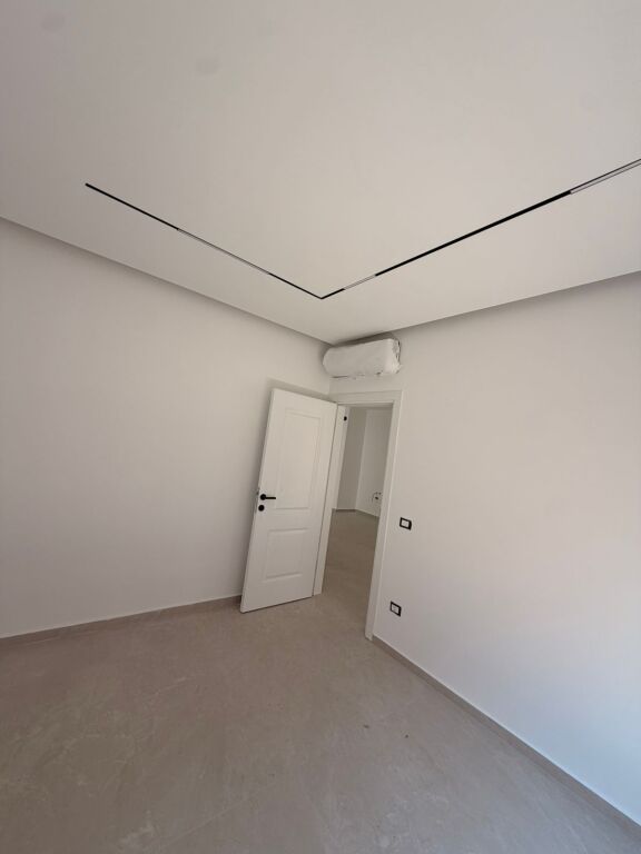 VENDESI APPARTAMENTO 2+1 NELLA RESIDENZA LIBURNIA, GOLEM