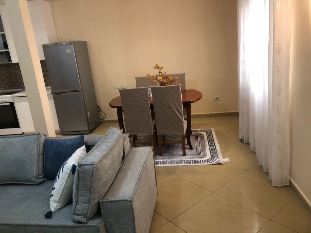 Apartment 2+1 for rent at Rr Margarita Tutulani