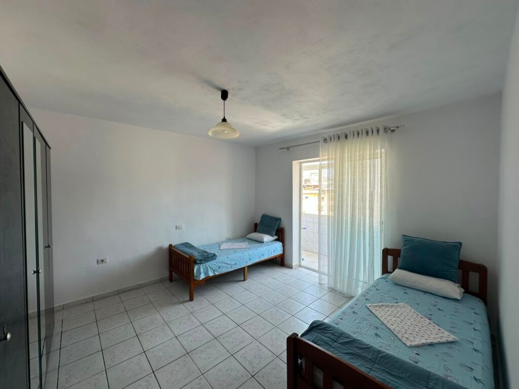 Apartament 1+1 per qera, Rr Elbasanit, Tirane.