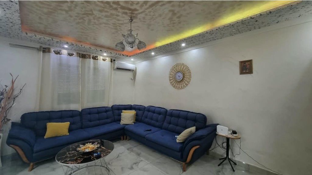 Rent, Apartment 1+1, Building with Arrow, Tirana
