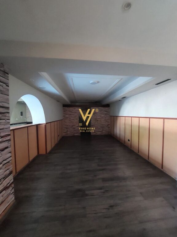 SHOP FOR RENT 120 M2 AT MINE PEZA 250,000 LEKE