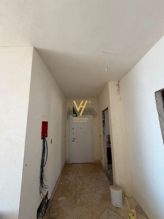 VENDESI APPARTAMENTO 2+1+BLK A SARANDA 210.000 EURO