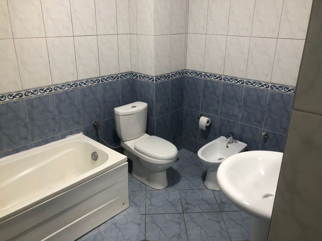 Apartment 2+1 for rent at Rr Margarita Tutulani
