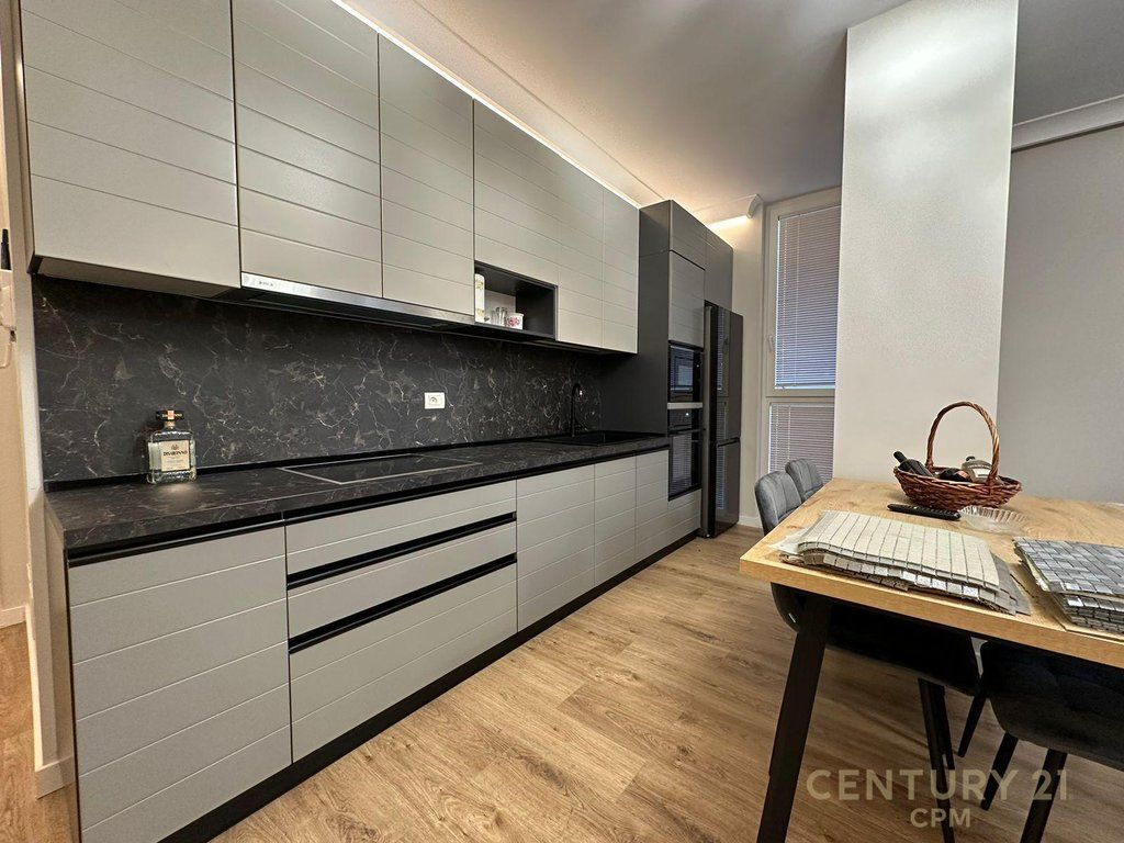 Apartment 2+1 + Parking for Rent