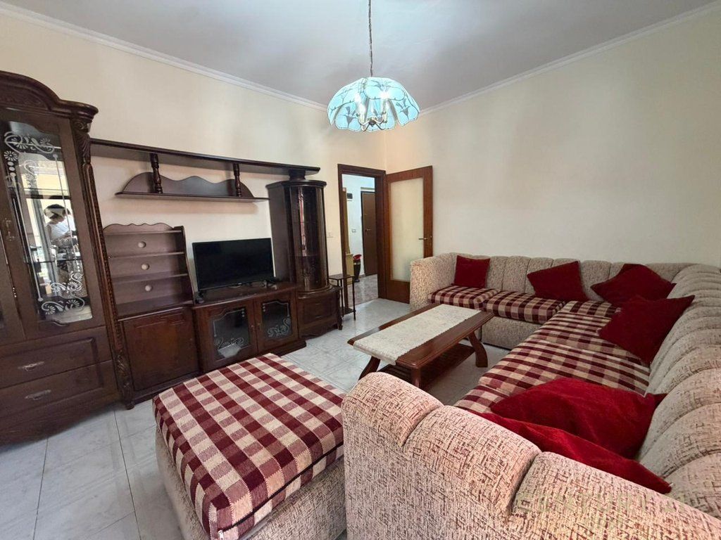 2+1 APARTMENT FOR RENT NEAR THE NEW MARKET 700 € /Month