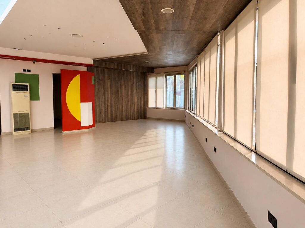 Office For Rent In Center (ID BZ21048) Tirana