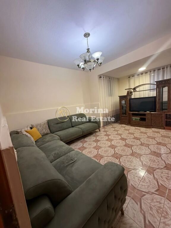 Qera | Apartament 2 + 1 | Rruga e Kavajës | 500 €/muaj