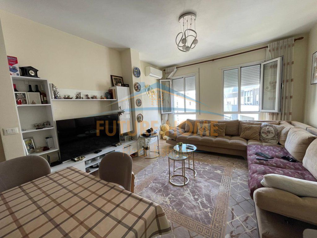 For sale, Apartment 1+1, Zoological Garden, Tirana