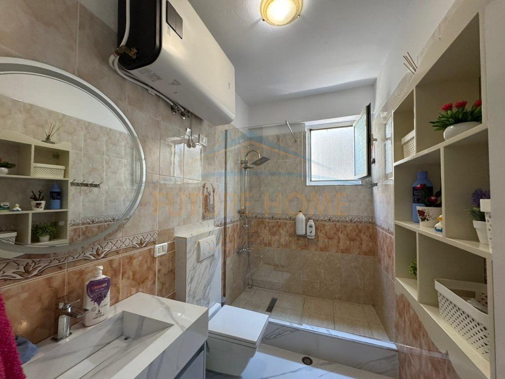 SHITET APARTAMENT 2+1+2 BULEVARDI ZOGU I-RE