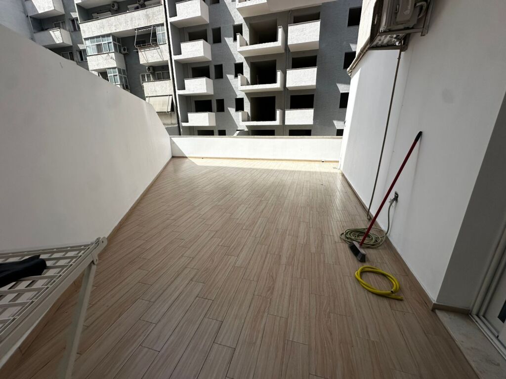 Appartamento 1+1 in affitto a Kthesa e Kamzes