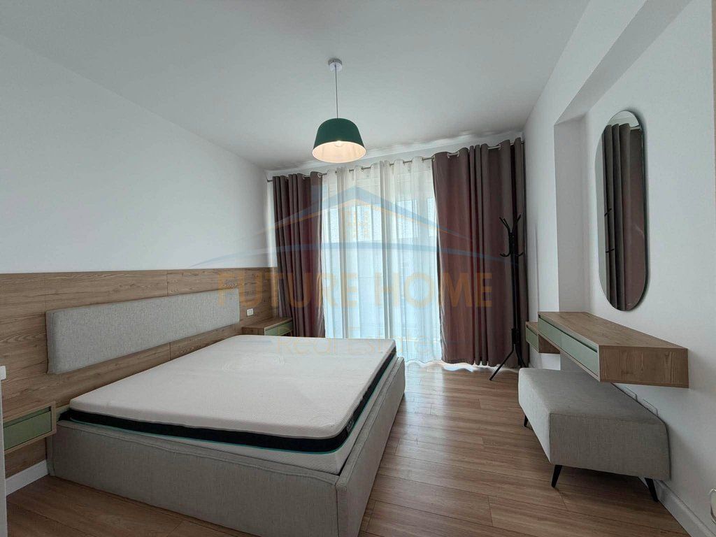 Shitet, Apartament 2+1+2 + Post Parkimi, Fiori di Bosco