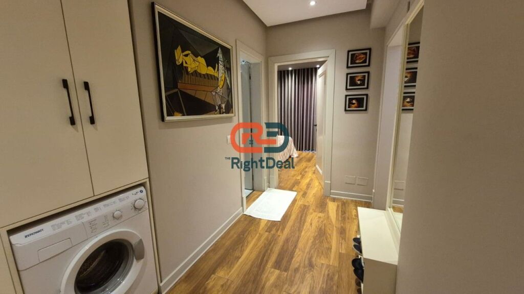 Tek Brryli, Shitet Super Apartament 1+1, Me Strukture Te Rregullt Dhe I Investuar Totalisht !!!!