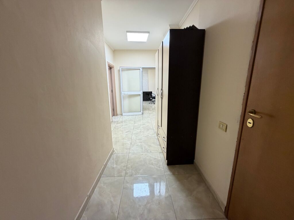 Premium Office 210 m² with Veranda and View of the Artificial Lake of Tirana – 5th Floor