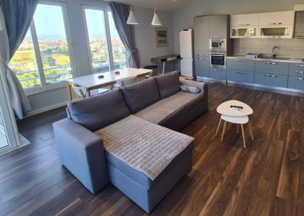 Shitet apartament 2+1 tek Rezidenca Kodra e Diellit 1 .