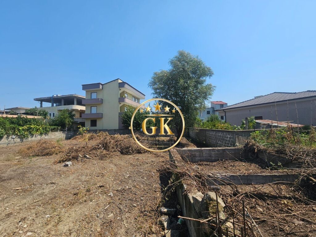 20758129 🏡 SHITET TOKË TRUALL NË PLAZH, DURRËS 🌊