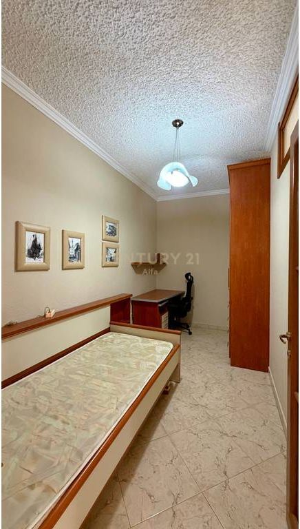 Apartament 2+1 me qira te Rruga e Kosovarve