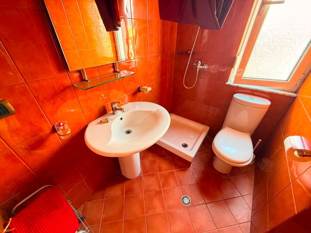 Affitto | Apartament 2 + 1+2+Ballkon | Rruga Sami Frashëri | 850 €/mese