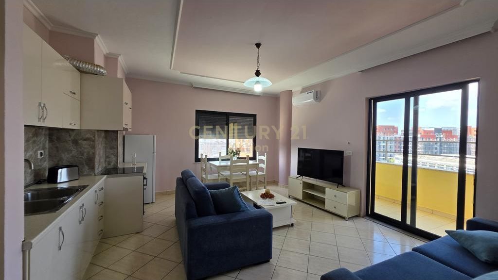 SHITET APARTAMENT 1+1 TEK 21 DHJETORI,PRANE MONDIALIT!