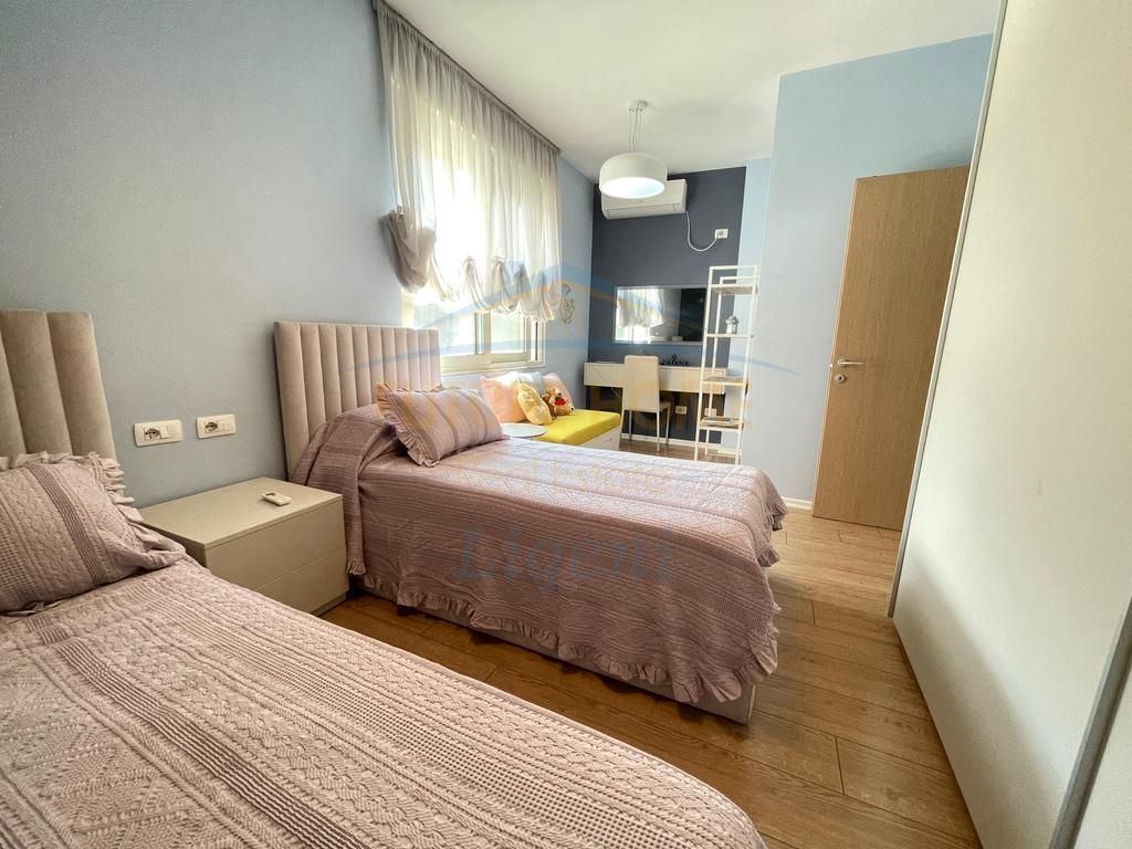 Affitto, Appartamento 2+1, Mercato Elettrico, Tirana