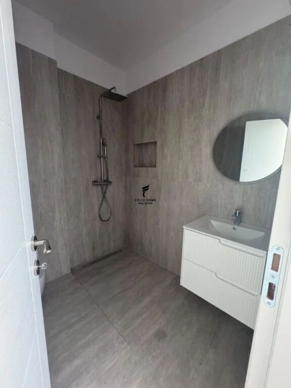 OFFICE FOR RENT 125M2 NEW BOULEVARD 60,000 LEKE FH-91071