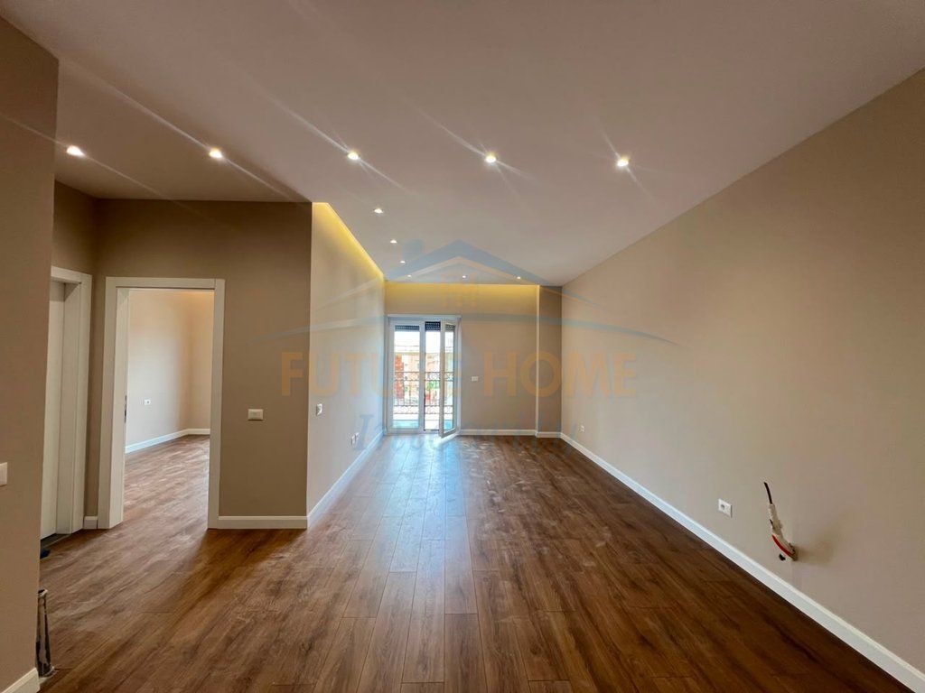Apartament ne shitje 1+1, Rezidenca Porta Tirana e Re, Tiranë.