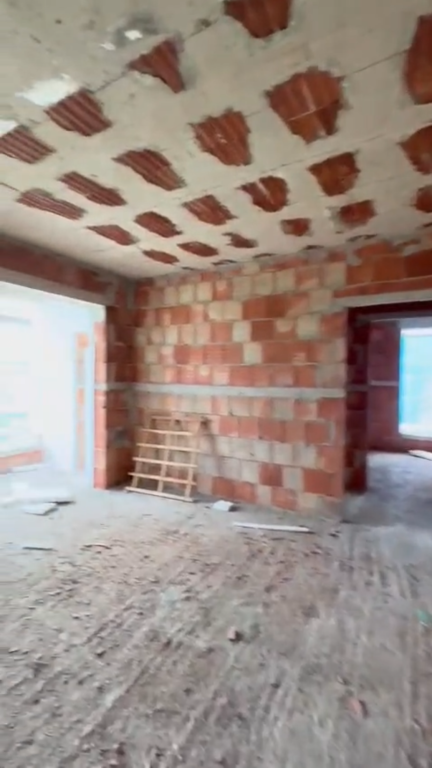 Apartament 1+1+ parkim per shitje Paskuqan !