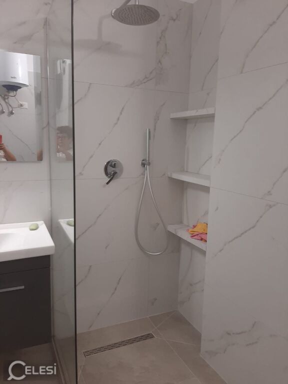 Affitto | Apartament 2 + 1 | Rruga Loni Ligori | 55.000 leke/mese
