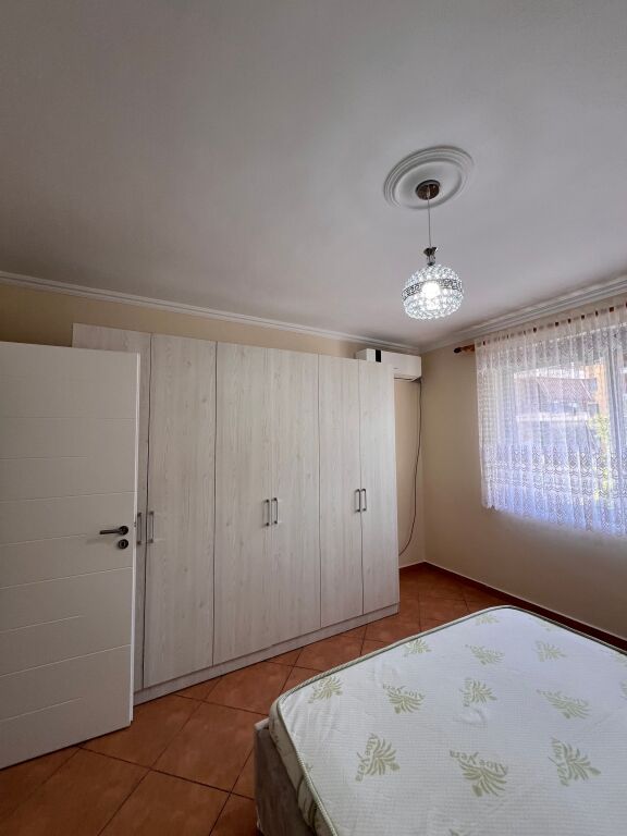 Affittasi 2+1+1 Yzberisht Boulevard 60.000 lek