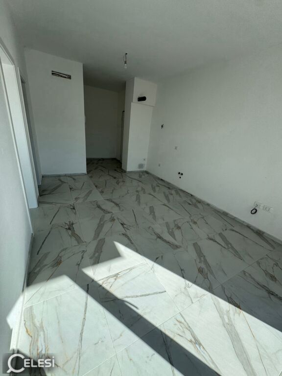 Qera | Apartament 1 + 1 | Rruga Dritan Hoxha | 45.000 leke/muaj